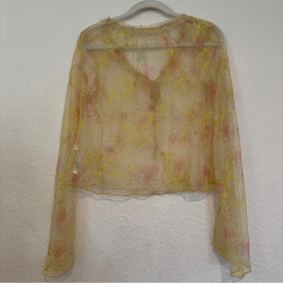 Free People Intimately Postcard From Paris Long Sleeve Top M Yellow Floral Lace - Picture 10 of 13